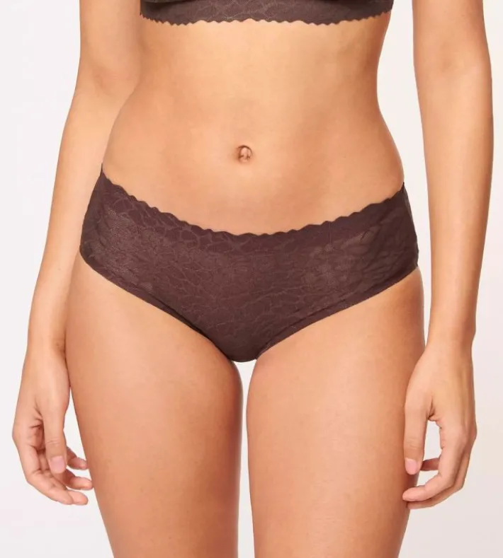 sloggi_zero_feel_lace_5-17.webp sloggi ZERO FEEL LACE> Zero Feel | Sloggi Serie